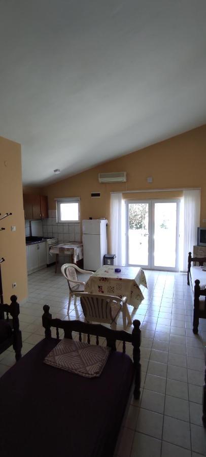 Apartmani Jovanovic لوستيكا المظهر الخارجي الصورة
