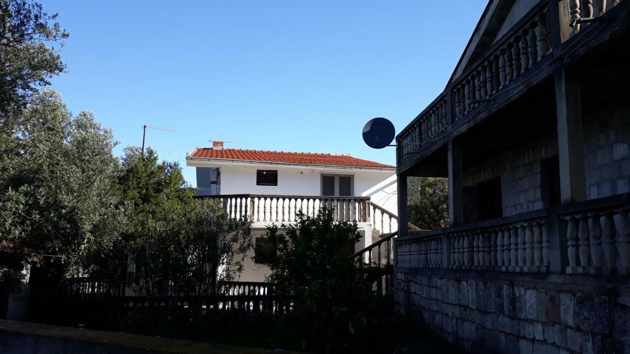 Apartmani Jovanovic لوستيكا المظهر الخارجي الصورة